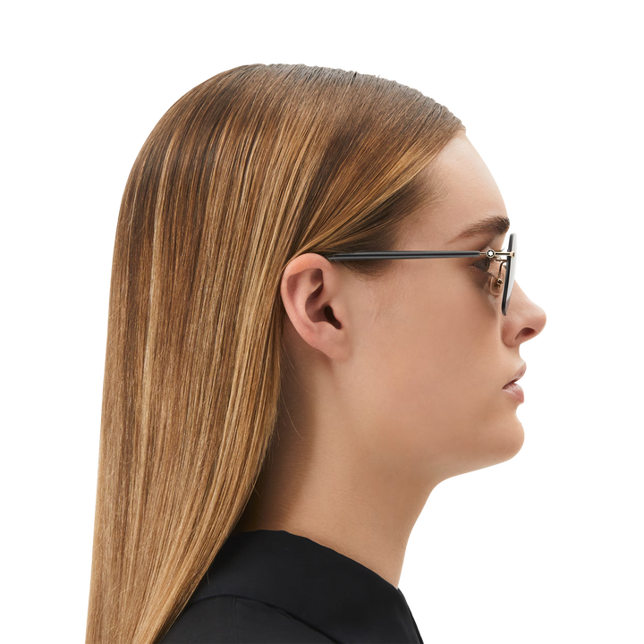 Lunettes de Soleil Carrées avec Monture en Métal Doré