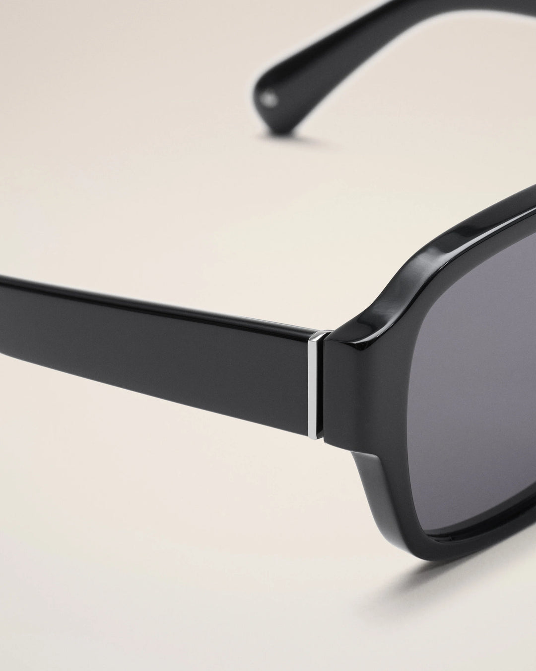 Lunettes De Soleil 75006 Noires En Acétate