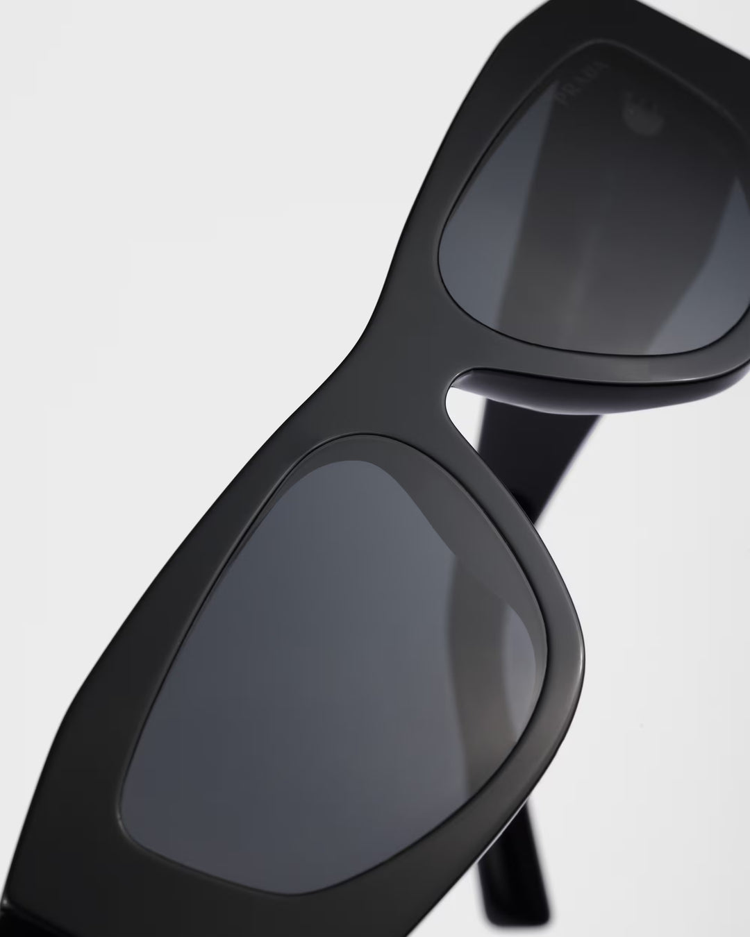 Lunettes de soleil Prada Symbole
