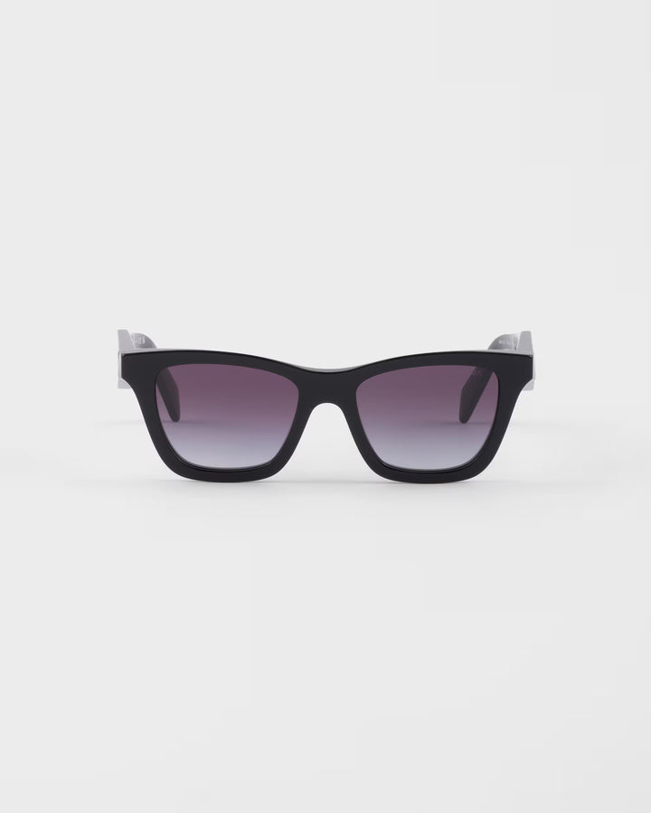Lunettes de soleil ornées du logo Prada