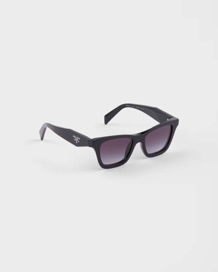 Lunettes de soleil ornées du logo Prada